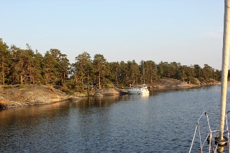 At anchor outside Lilla Brunskär